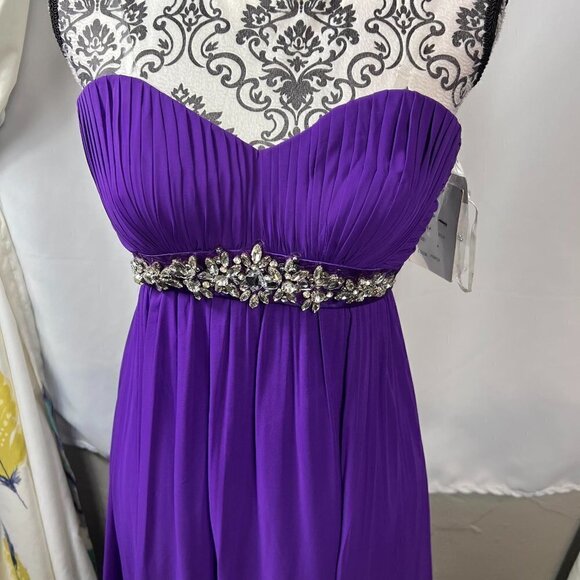 Xcite Extreme strapless fit n flare empire waist rhinestone evening dress. Sz 6 - Picture 2 of 11